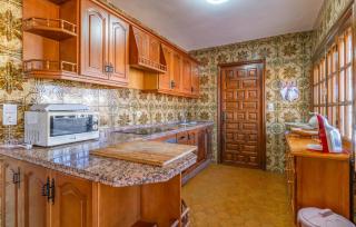 Gorgeous Home In Puente Genil With Wifi - Puente Genil - 4