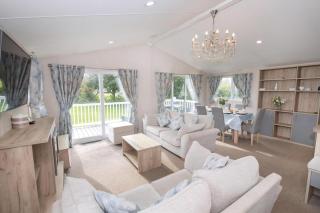 Stunning 6 Berth Lodge For Hire At Skipsea Sands In Yorkshire Ref 41077Wf - 1