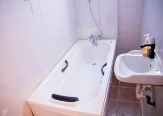 Tasteful Ikeja 2bed rooms luxury Apartment On Allen Aveneue ,Ogundana ,3Min to the Airport ,24hours Power - Ikeja - 5