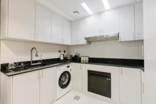 RH- Heart of Dubai Marina, Sunny & bright 2 BR apartment with big balcony - 6