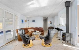 Pet Friendly Home In Humble With Sauna - Humble - 7