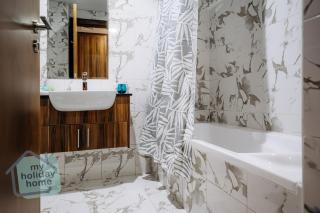 Brand New Studio Canal View - Ra’s al-Chaima - 4