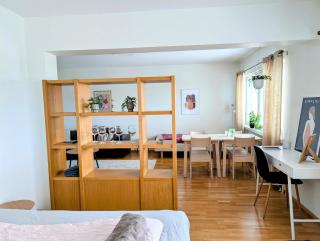 Beautiful apartment with seaview! Top 7th floor Free parking! - 3