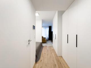 REAL Living by REFA Karlin 208 - Praga - 1
