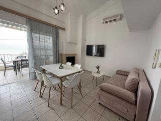Seaside Apartments 3 - 2