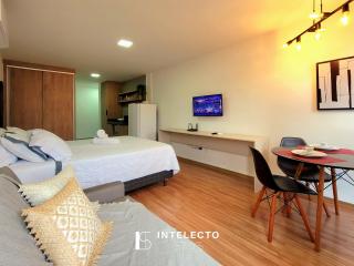 Apê 75 •Central, Jacuzzi, Academia, A/C, Vista Top - Poços de Caldas - 8