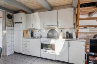 Charming Older Two-Storey Holiday Home With Annex, Covered Terrace And Large Garden Close To The Beach, Forest And The Cosy Harbour Town Of - 6