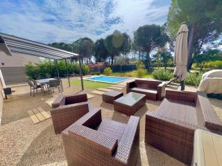 Villa style bastide provençale, piscine, jardin et parkings - Le Muy - 8