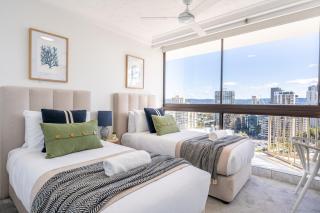 Opulent Beachfront Daydream! 2B Designer Apartment - Gold Coast - 1