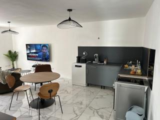 Maison cosy avec cour privée - - 0