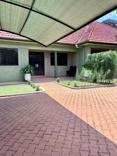 J&S Suites House 2 - Kampala - 8