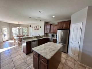 Lake It Easy - Waterfront Getaway with 7 Bedrooms - Rocky Mount - 1