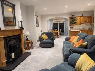 Comfortable home by the Golf links and Sea - 9