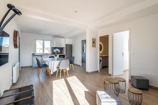 Apartment 2 bedroomed Lena Montry - Montry - 0
