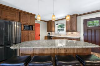 Lakeside Oasis - Room for 12 - Linn Creek - 2