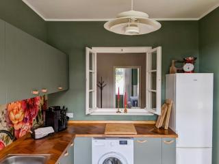 Country Bliss In Idyllic Farmhouse - - 3