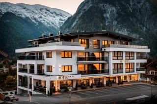 Arthur's Hotel und Apartments am Achensee - Maurach - 8