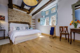 Lou Castel Chambres d'Hôtes - Ségur-le-Château - 0