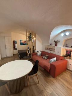 Studio Julia - - 9