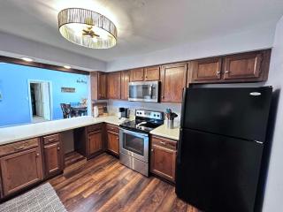 Ozark Escape - Enjoy Resort-Style Fun - Osage Beach - 2