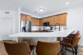 Panoramic Sunset Escape - Waterfront Condo for 7 - Osage Beach - 3