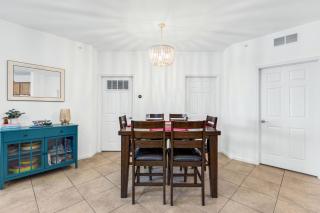 Panoramic Sunset Escape - Waterfront Condo for 7 - Osage Beach - 2