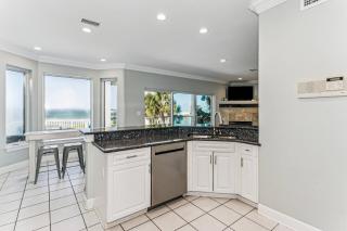 1460 Bermuda Dr - 1