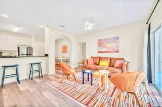3BR Condo with Hot Tub and Pool - Near Disney - Orlando - 1