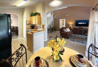 Comfy 5br4 Ba With Bbq, Private Pool & Hot Tub - Kissimmee - 1