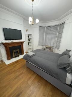 Cosy room 1 s - Streatham Vale - 0