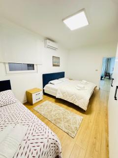 Premium apartament for groups&families - Tirana - 4
