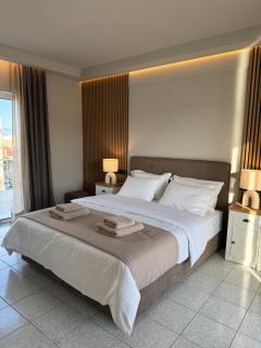 DIVINUS Luxury Stay - Markopoulo - 2