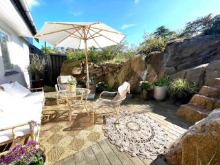 Idyllic Cliffside Villa With Stunning Sea Views - Allinge-Sandvig - 9