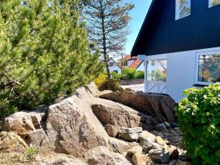 Idyllic Cliffside Villa With Stunning Sea Views - Allinge-Sandvig - 1