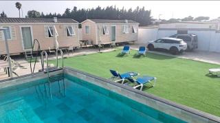 Exclusivo Bungalow con piscina y parking - Chiclana de la Frontera - 9