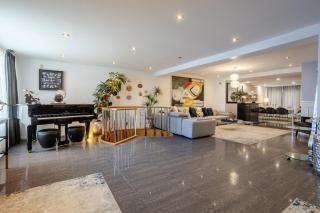 Majestic Villa in Downtown Griffintown - Montréal - 9
