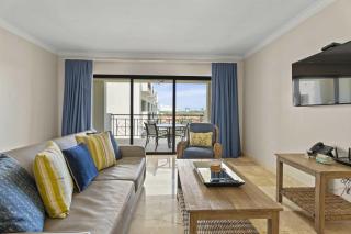 PC410 - Pool View - Perfect for families or group - Close to Palm Beach - 2BR - Palm-Eagle Beach - 6