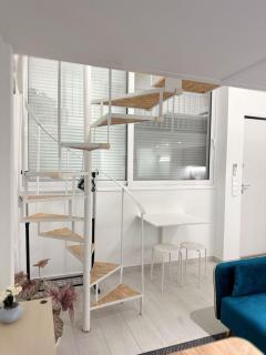 Glyfada Sea Breeze Loft A - Athene - 1
