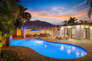 Modern Home w Private Suite Pool & Tiki Hut - Fort Lauderdale - 4