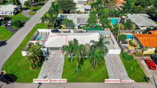 Modern Home w Private Suite Pool & Tiki Hut - Fort Lauderdale - 3