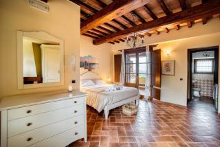 GuestHost - Il Glicine, apt with garden and pool - Gioiella - 8