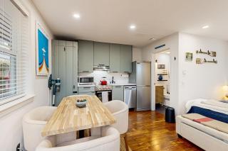 Studio Condo Close to Beach with Patio, and W and D - 8