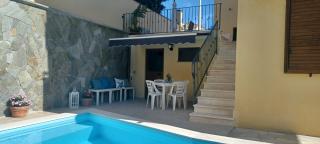 exclusive use swimming pool available from 1May to 30 October - 1