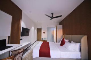 Hotel Sanatana - Ujjain - 1