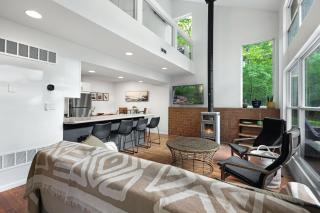 Treehouse LOZ - Seclusion for 6 - Sunrise Beach - 1