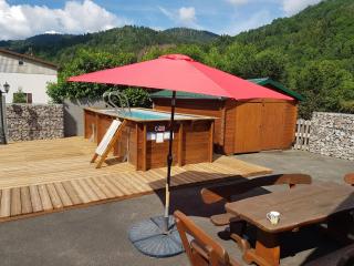 Chalet chaleureux à Cornimont avec piscine privée - Cornimont - 8