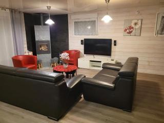 Chalet chaleureux à Cornimont avec piscine privée - Cornimont - 4