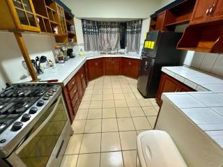 Exclusiva Casa Oro 2HA - San Pedro Sula - 8