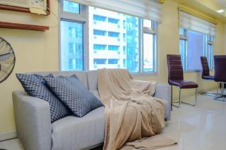 Metro Luxe Stay Near DOJ Embassy and St Lukes - Manila - 2
