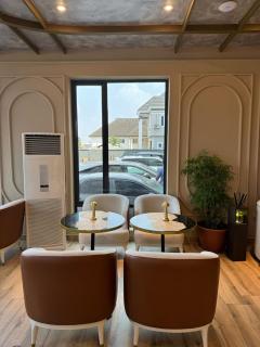 Vertus Hotel and Suites - Benin-Stadt - 6